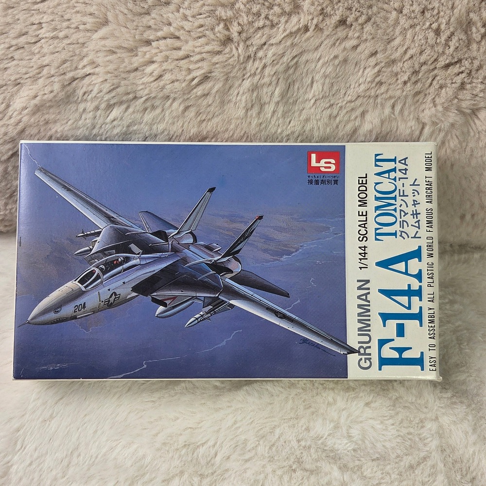 LS 1:144‎ Scale Grumman F14A Tomcat Plastic Model Kit Easy To Assemble